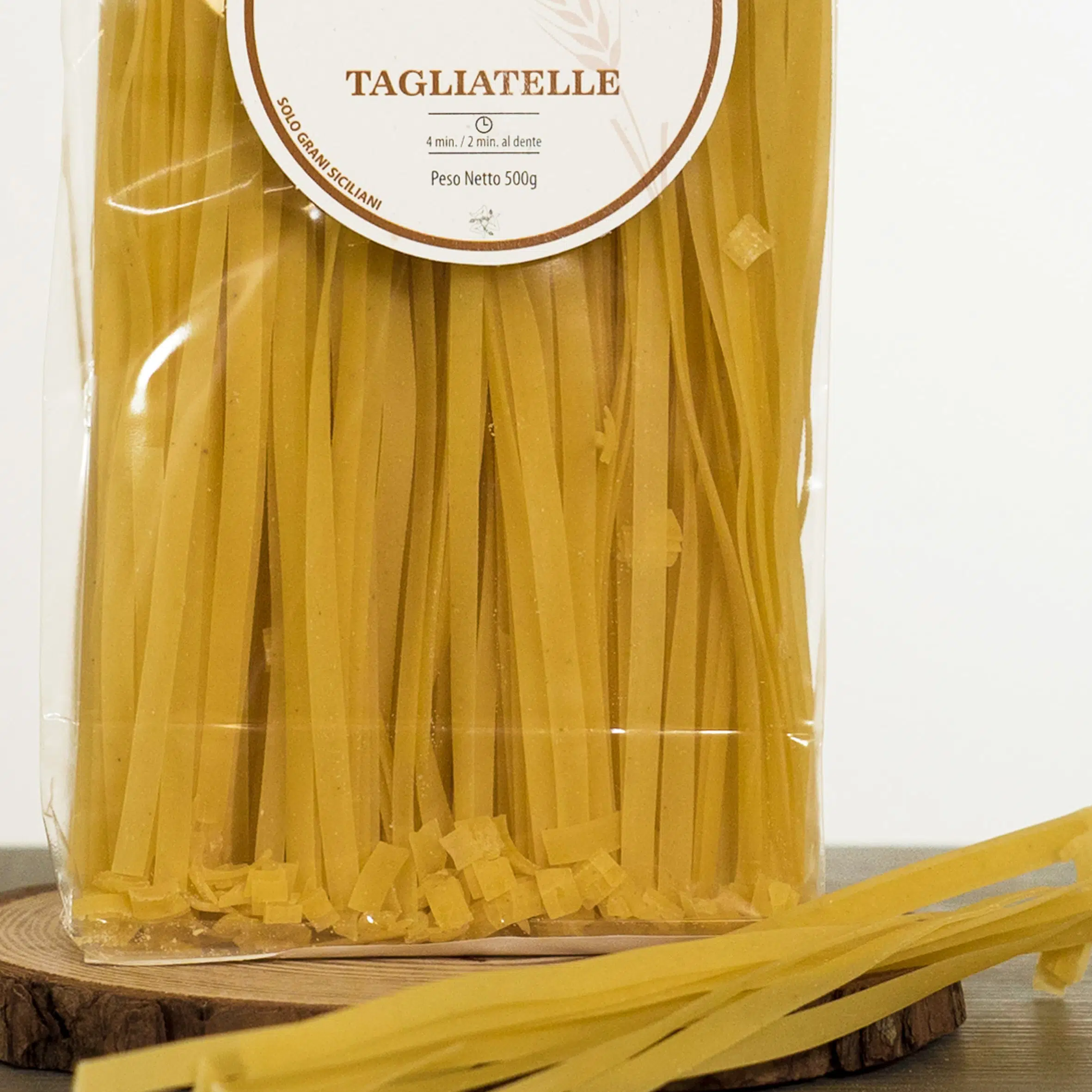 Pacchetto di tagliatelle 500g, grano siciliano.