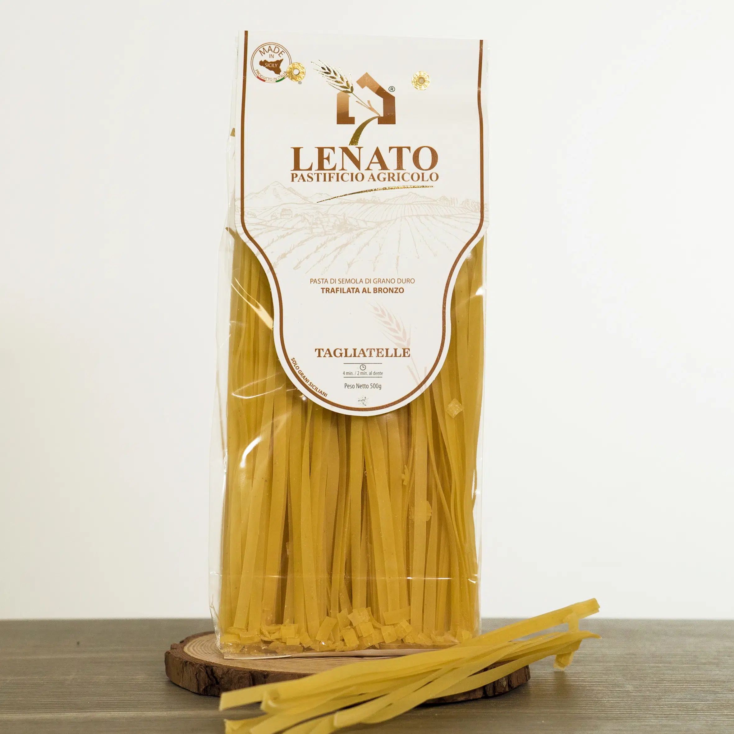 Pacchetto di tagliatelle Lenato, pasta di semola di grano duro.